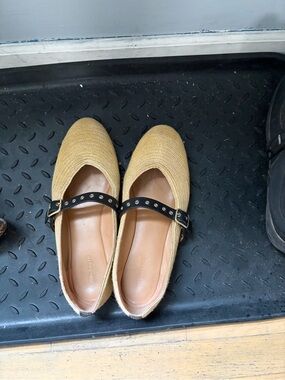 Madewell Raffia Flats with Black Strap Size 10